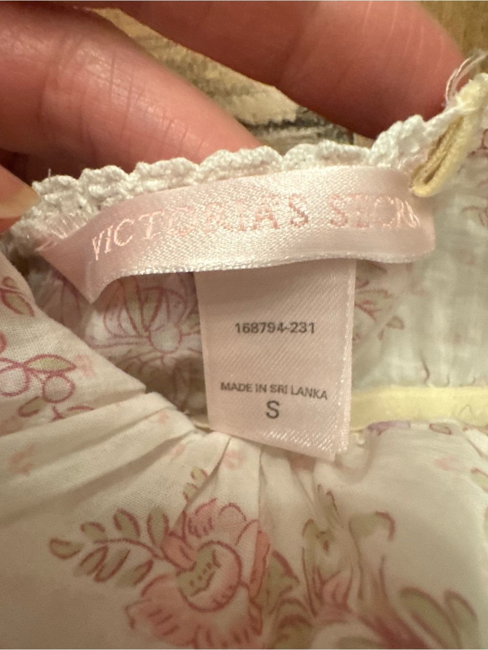 Victoria's Secret Pink & White Floral Lace-Trim Camisole - Picture 5 of 7